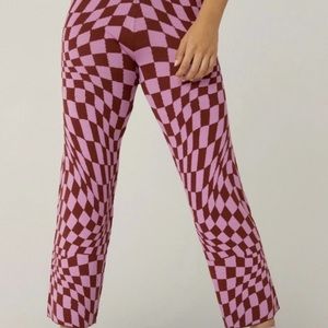 NWT Daydreamer Eclipse Wave Wide Leg Pants in Checkered Magenta and Pink Pull On